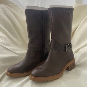 Coach Genie Wax Calf